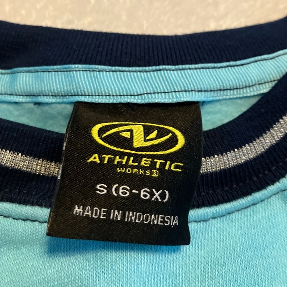 NWT pink & blue sweatsuit - Picture 2 of 6